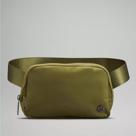 lululemon athletica Bags Lululemon Everywhere Belt Bag Bronze Green